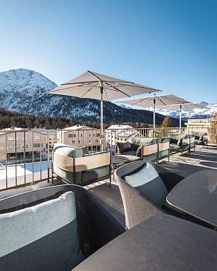 Aussenansicht Winter Pontresina Aussenansicht Winter Pontresina